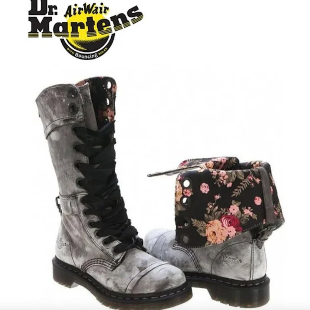 RARE Doc Martens Triumph 1914 Tall Lace-Up Floral Combat Boots Gray Size 9